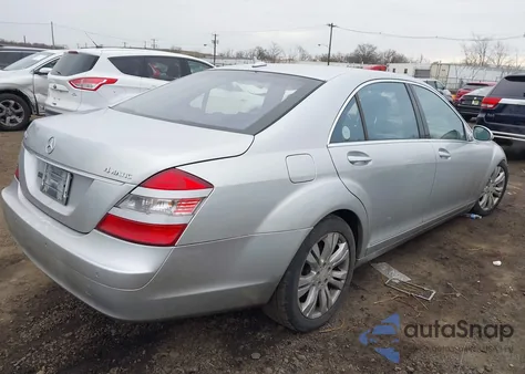 2009 Mercedes-Benz S 550 4Matic из США, поврежденный, VIN WDDNG86X89A240186